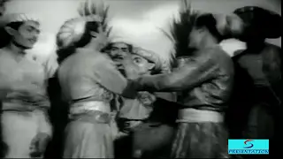 आँखे नींदो के ख़ज़ाने है-Mere Sapno Ki Rani Ruhi Ruhi Ruhi | मेरे सपनो की रानी Song Lyrics