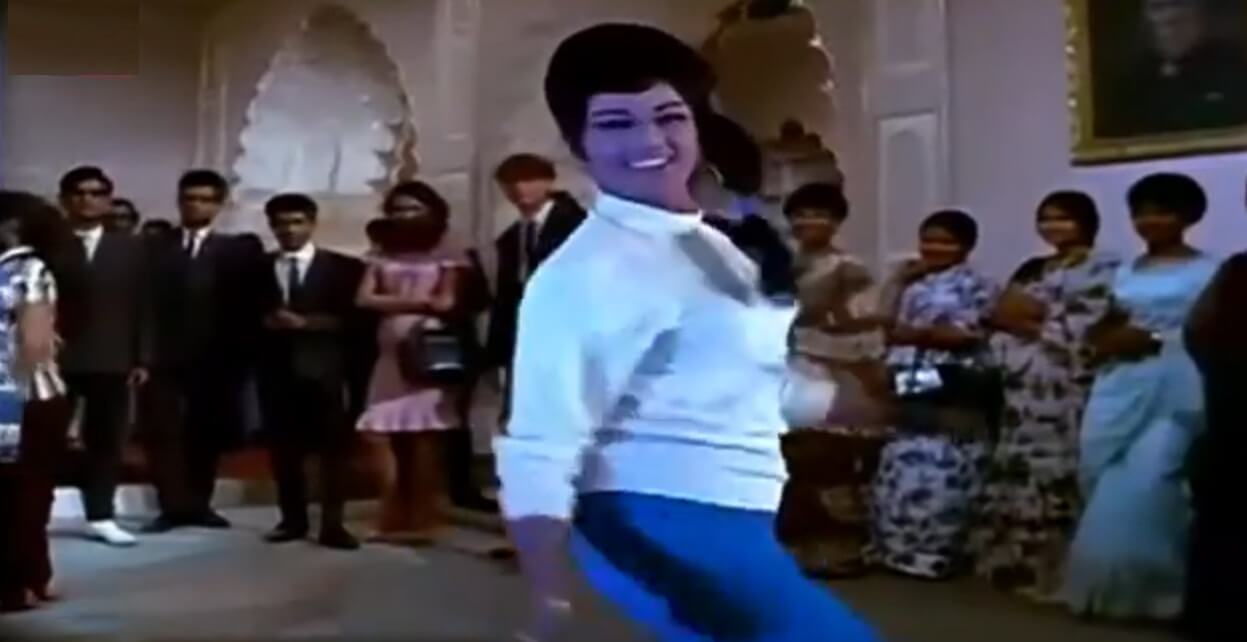 आ जरा आज तो मुस्कुरा ले-Aa Zara Aaj To Muskura Le Song Lyrics