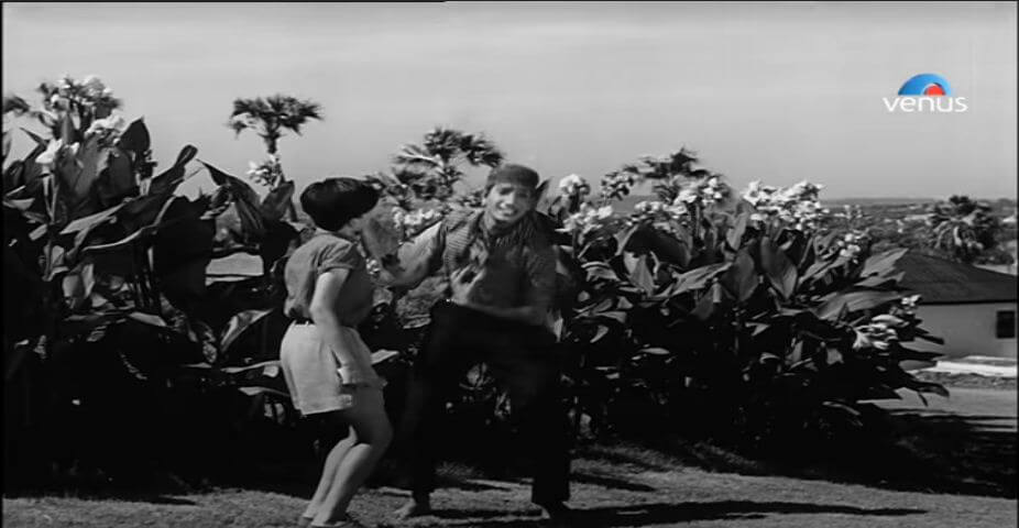 म : अरे अपनी ख़ातिर जीना है, अपनी ख़ातिर मरना है-Apne Khatir Jeena Hai, Song Lyrics