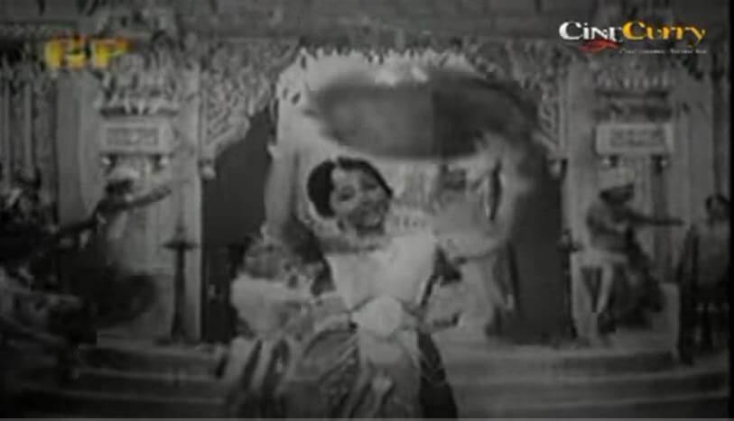 आयो रे आयो रे आयो रे-Ayo Re Ayo Re Shubh Din Dekho Aaj More Aangna, Song Lyrics