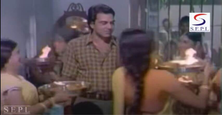 बहना ने भाई की कलाई से-Bahna Ne Bhai Ki Kalaai Se, Song Lyrics