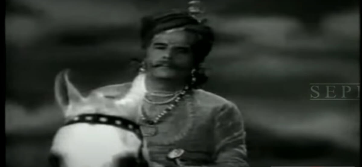 चले सिपाही पुल उड़ाते-Chale Sipahi Dhool Udate Song Lyrics