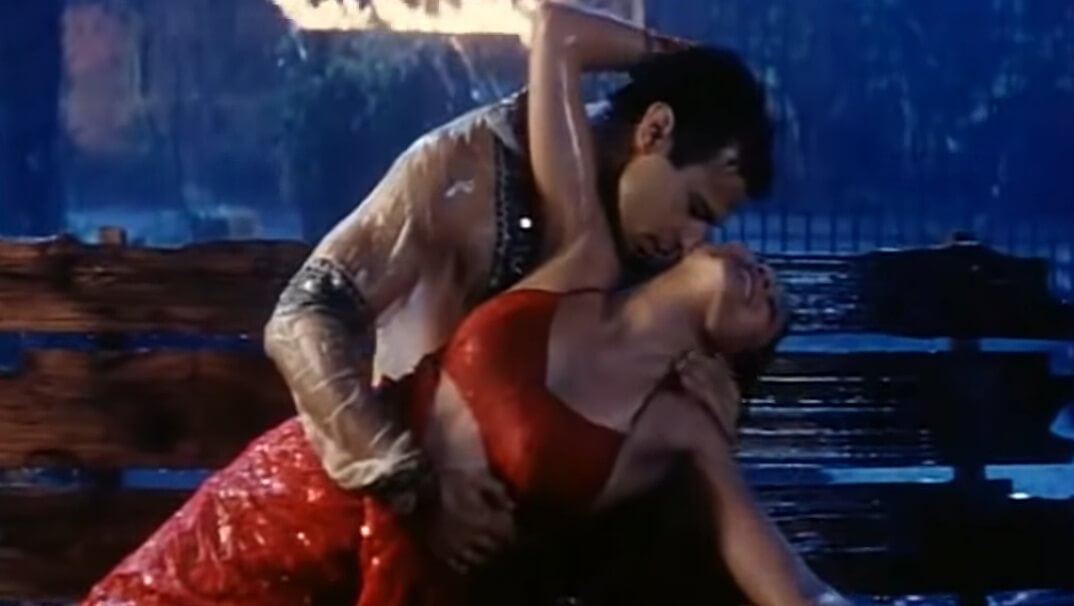 जिंदगी जबसे तेरी चाहत मे खोयी है-Ishq Ki Raat Hai Barsaat Hai Song Lyrics