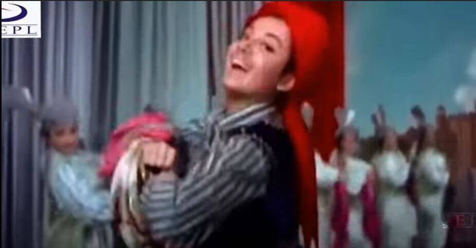 कजरा मुहब्बत वाला, अँखियों में ऐसा डाला-Kajra Mohabbat Wala Song Lyrics