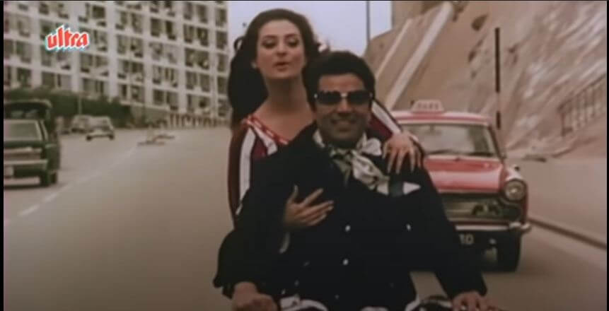 वो बड़े खुशनसीब होते है-Wo Bade Khushnasib Hote Hai, Song Lyrics