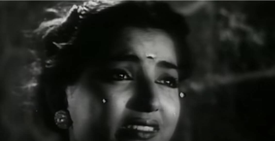 धीरे से आजा री अँखियन में-Dheere Se Aaja Ankhiyan Mein Lyrics