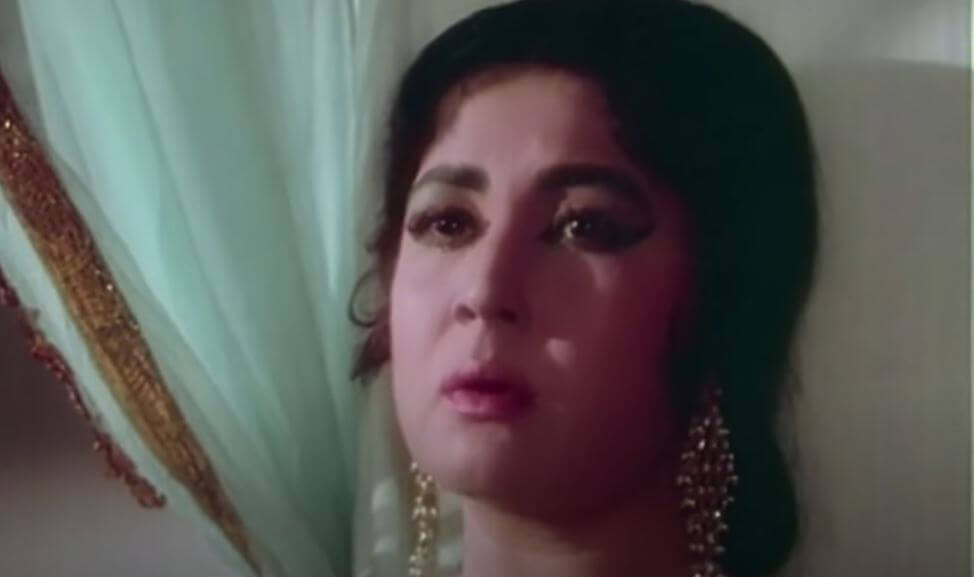 दुनिया करे सवाल तो हम क्या जवाब दें-Duniya Kare Sawaal Lyrics