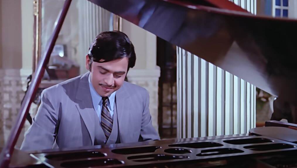 गीत गाता हूँ मैं गुनगुनाता हूँ मैं-Geet Gata Hoon Main Lyrics