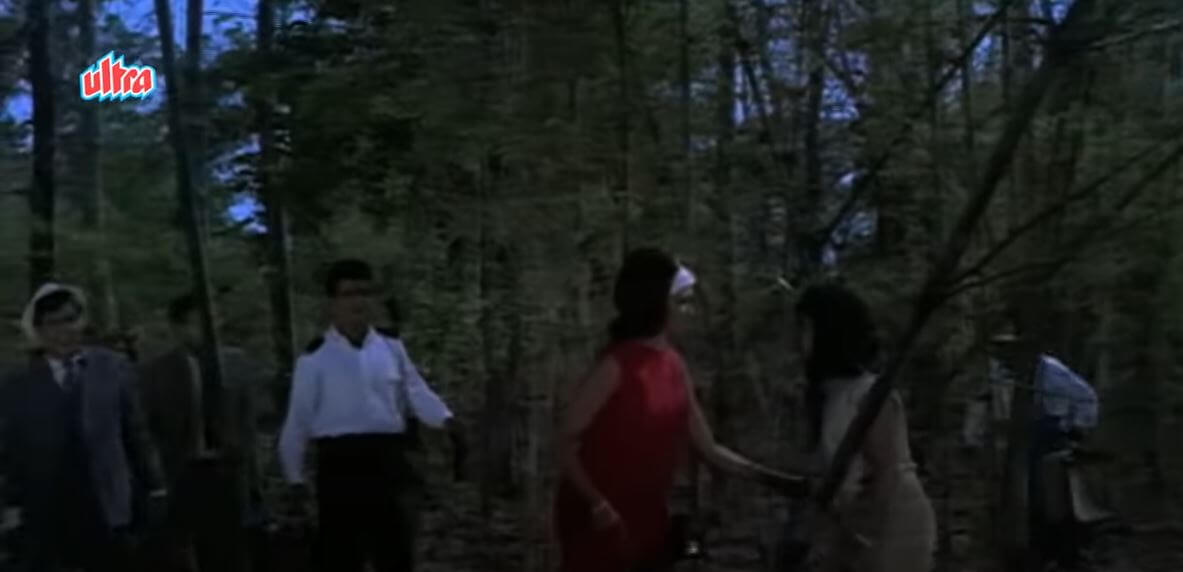 गुमनाम है कोई बदनाम है कोई-Gumnaam Hai Koi Badnaam Hai Koi Lyrics