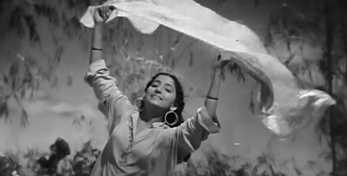 हवा में उड़ता जाये-Hawa Mein Udta Jaaye Mora Lal Dupatta Malmal Ka Lyrics