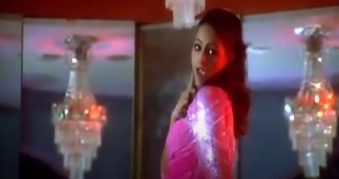 फूलों की नमर्ई हूँ मैं-Jab Chhaye Mera Jadoo Lyrics