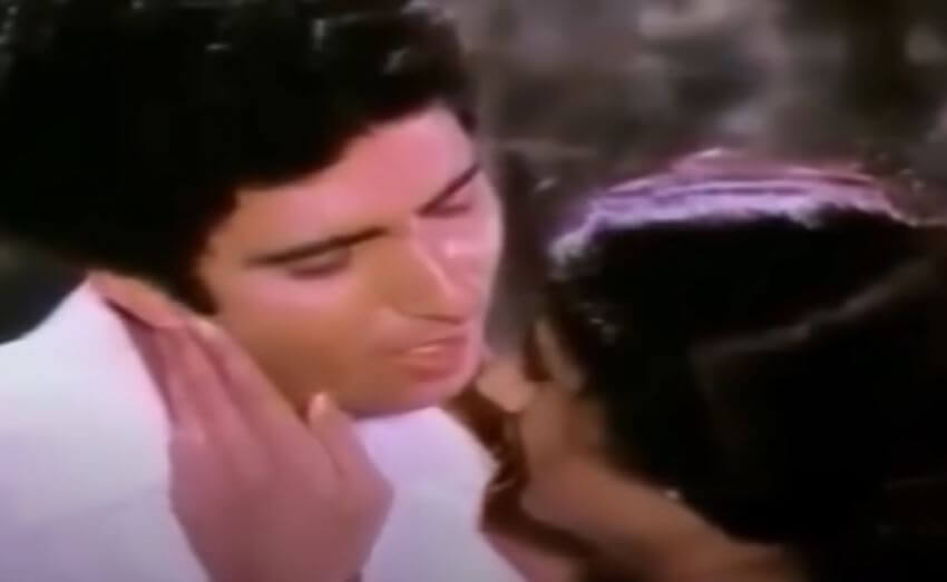 र: जनम जनम का साथ है तुम्हारा हमारा, तुम्हारा हमारा -२-Janam Janam Ka Sath Hai Lyrics