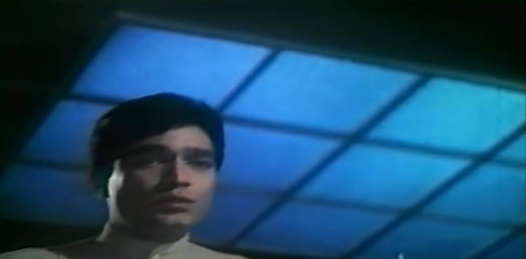 ज़ुबाँ पे दर्द भरी दास्ताँ चली आई-Zuban Pe Dard Bhari Dastan Chali Aayi Lyrics