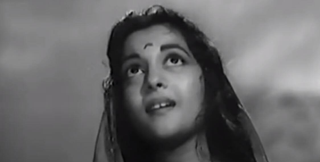 कारे बदरा तू न जा, न जा-Kaare Badra Tu Na Ja Na Ja Lyrics