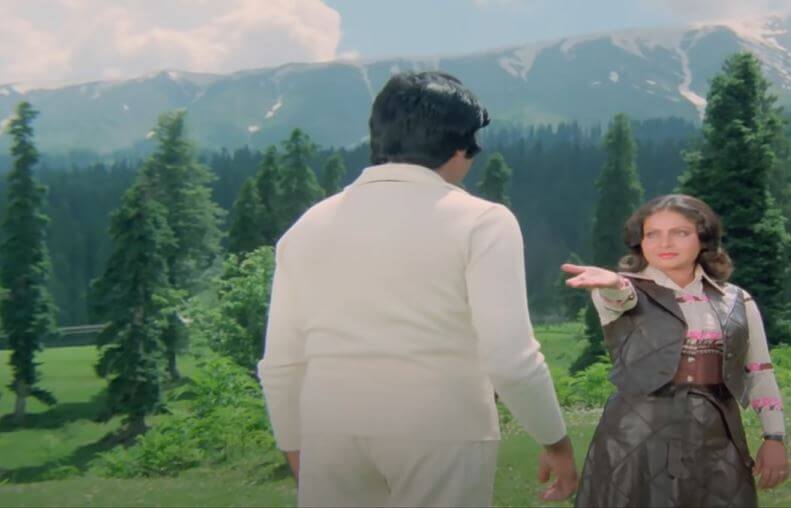 कि : क़स्मे-वादे निभाएंगे हम-Kasme Vaade Nibhayenge Hum Lyrics