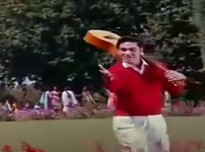 लाखों हैं निगाह में, ज़िंदगी की राह में-Laakho Hai Nigaah Me Lyrics