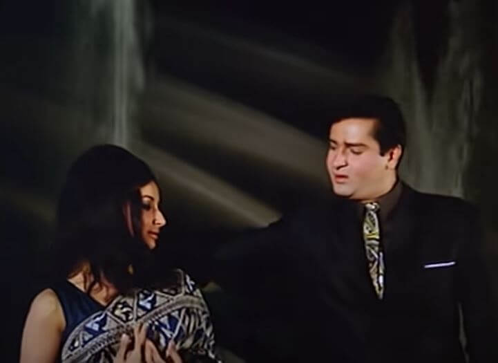 रात के हमसफ़र, थक के घर को चले-Raat Ke Hamsafar Thak Ke Ghar Ko Chale Lyrics