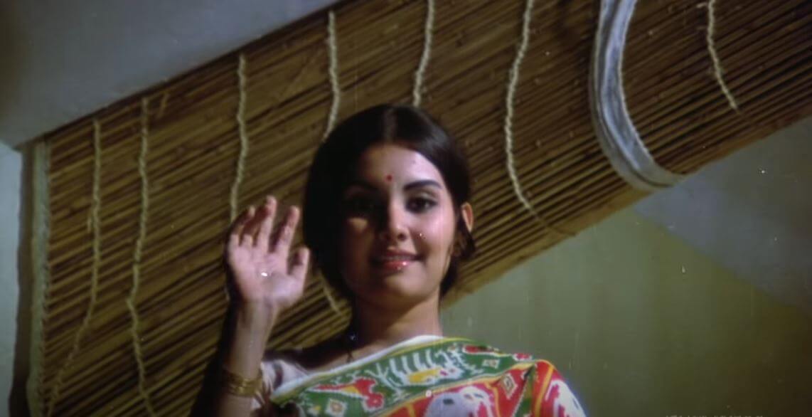 रजनीगंधा फूल तुम्हारे, महके यूँ ही जीवन में-Rajanigandha Ka Phul Tumhare Mahke Lyrics