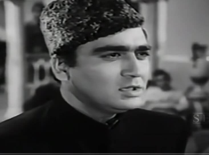 रंग और नूर की बारात किसे पेश करूँ-Rang Aur Nur Ki Baaraat Kise Pesh Karun Lyrics