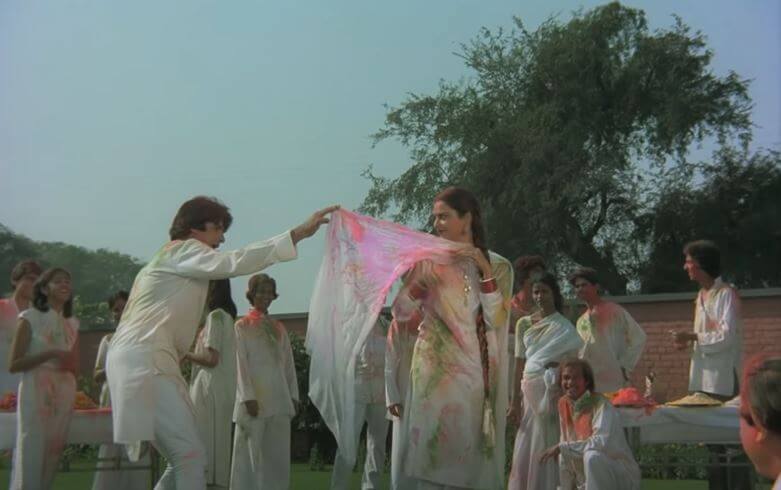 रंग बरसे भीगे चुनरवाली, रंग बरसे-Rang Barse Bhige Chunar Wali Lyrics