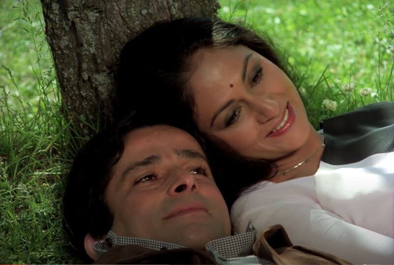 कोरस: सर से सरके, सरके चुनरिया,-Sar Se Sarke Lyrics