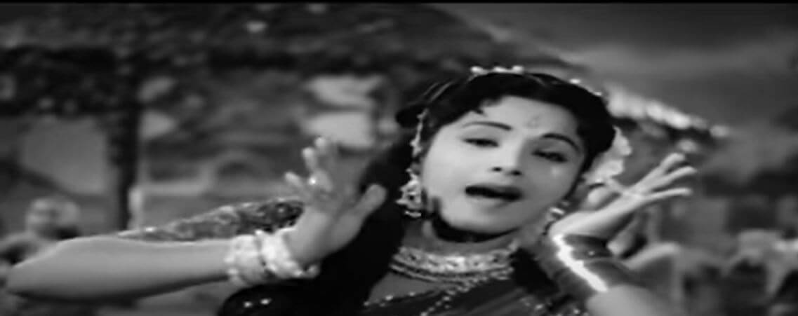 सुन ले मेरी पायलो के गीत सजना-Sun Le Meri Paaylo Ke Geet Sajna Lyrics