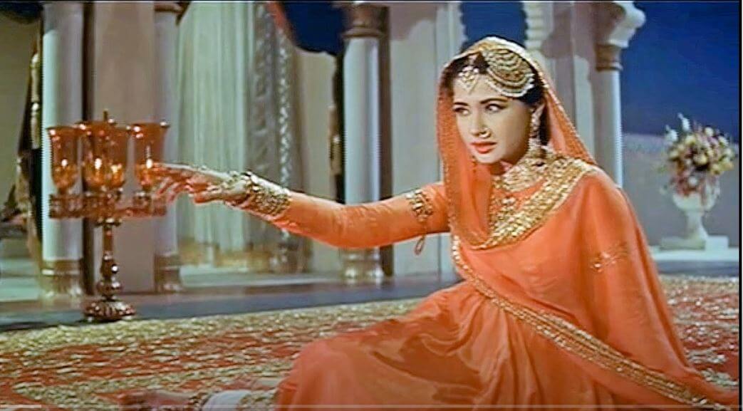 चाँदनी रात बड़ी देर के बाद आई है-Thare Rahiyo O Banke Yaar Lyrics